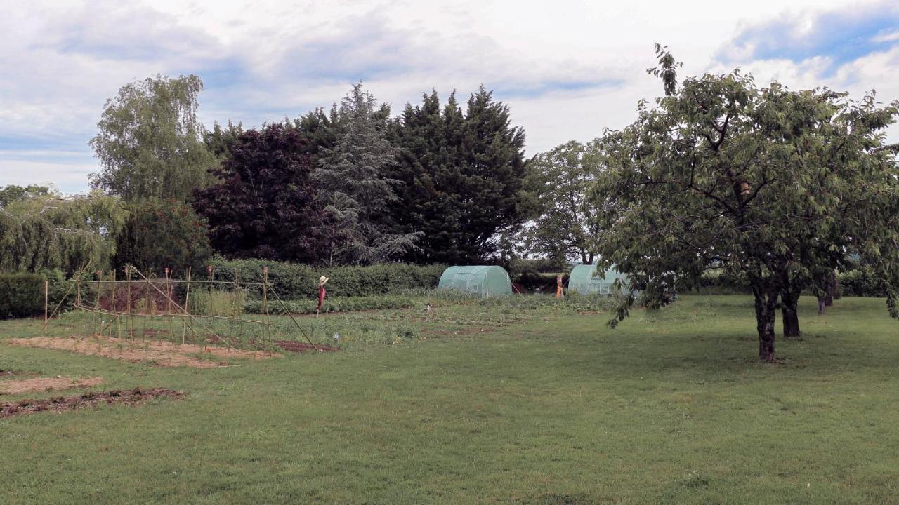 Bed and Breakfast Le Pre De Luceau Blet Zewnętrze zdjęcie