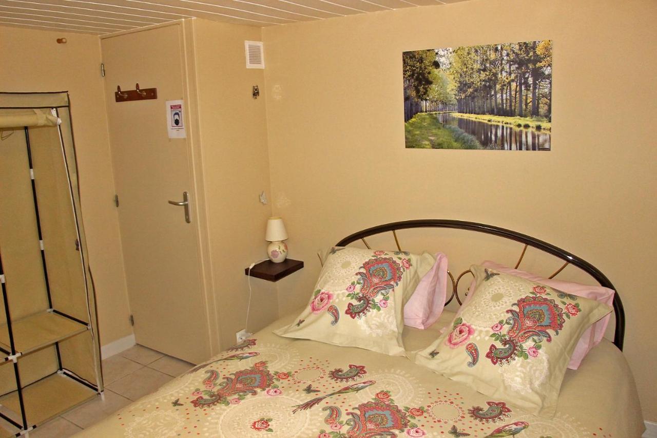 Bed and Breakfast Le Pre De Luceau Blet Zewnętrze zdjęcie